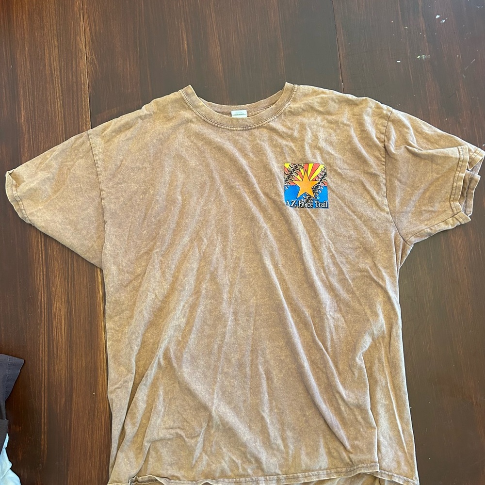 AZ Peace Trail Motorsport Brown Graphic T-Shirt Men’s size L